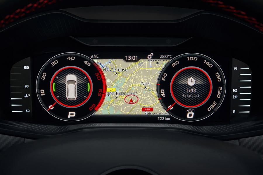 Панель приборов Skoda Kodiaq RS 2019 года  (WW) (фото 37 из 159)